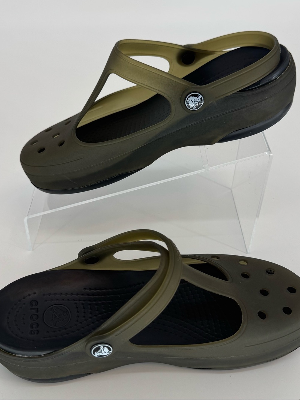 CROCS Women’s Olive Green and Black Mary Jane Clog Size 9
